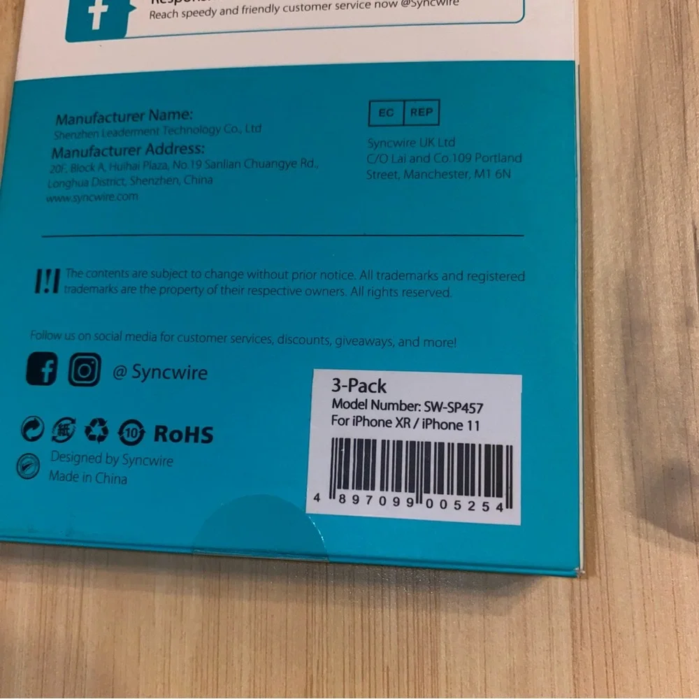 iPhone 11 glass screen protector & case new